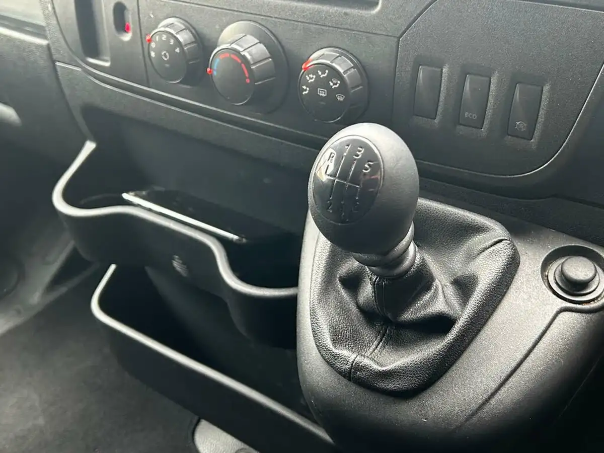 2019-vauxhall-movano-23cdti-l3h2-f3500-145pseu6-biturbo-ss-l3h2-panel-van-big-33