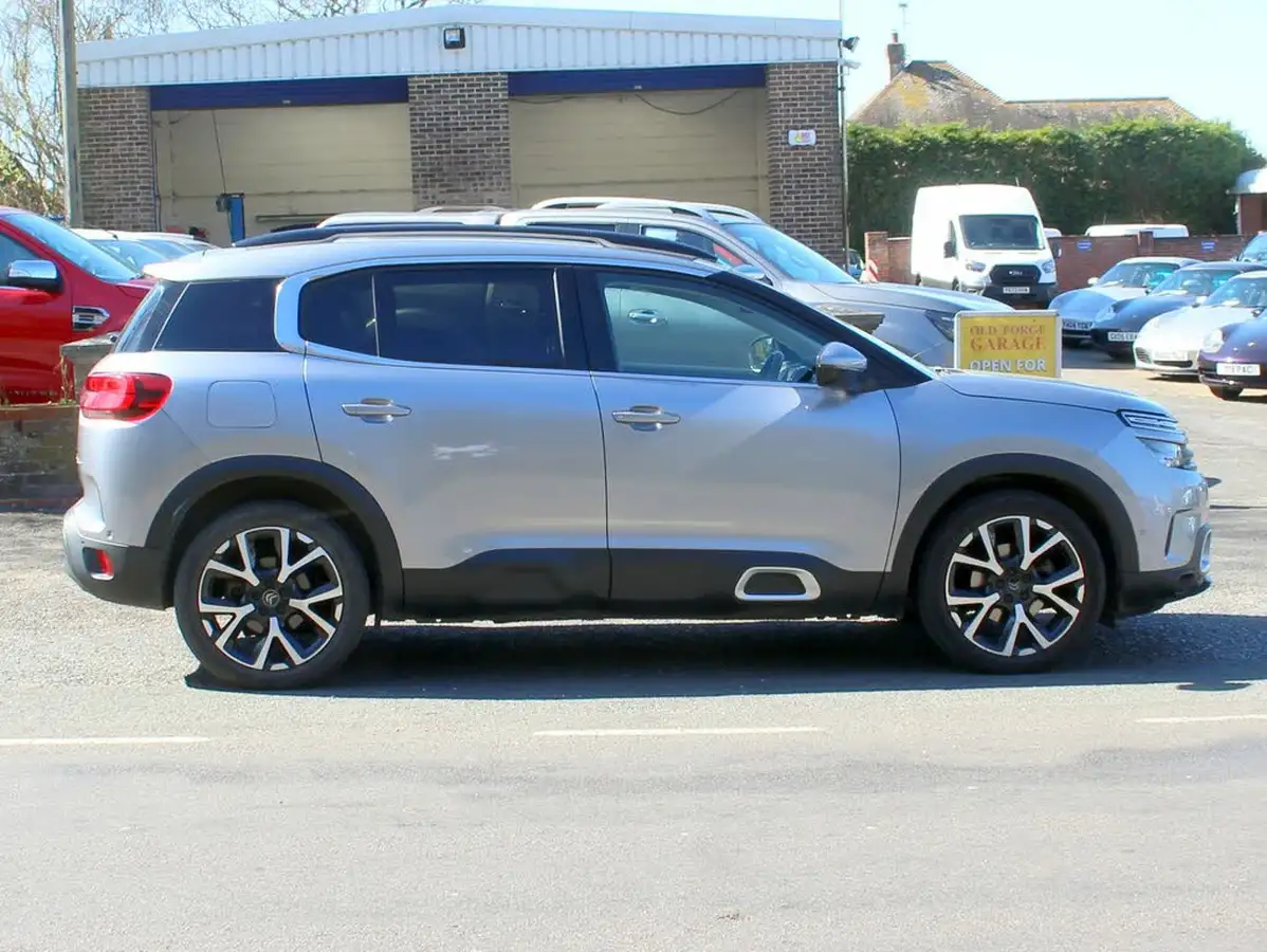 2020-citroen-c5-aircross-12-puretech-flair-plus-eat8-big-15