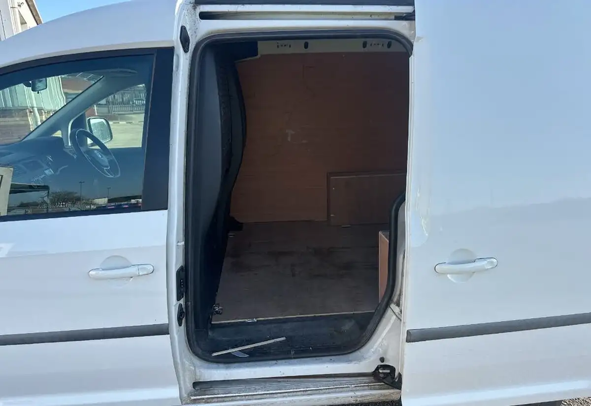 2018-volkswagen-caddy-20tdi-c20-trendline-bmt-102pseu6-big-13