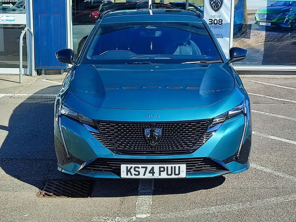 2024-peugeot-308-sw-12-puretech-gt-130ps-ss-eat8-big-2