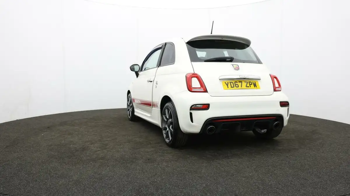 2017-abarth-595-14-tjet-big-71