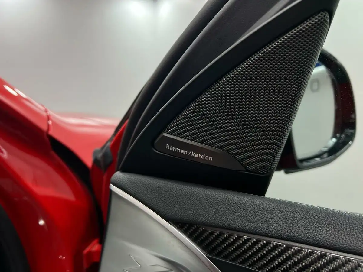 2019-bmw-x4-30-m-competition-big-36