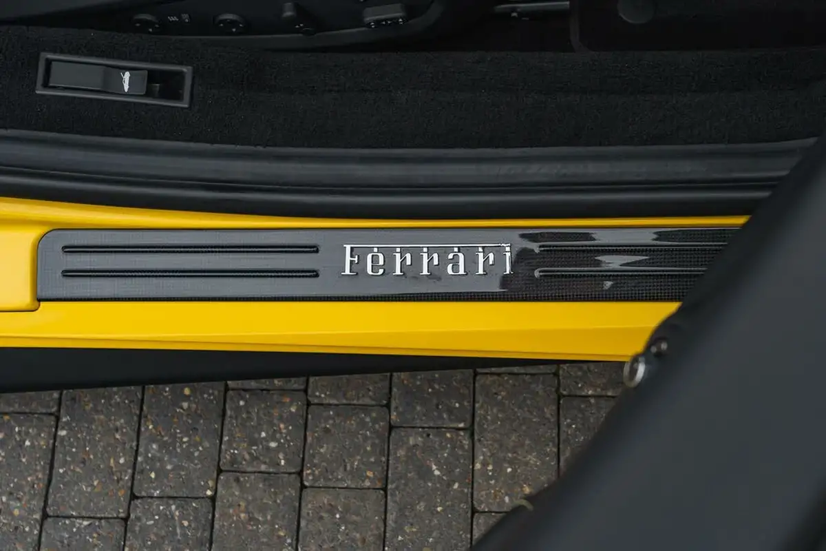 2018-ferrari-488-39-488-gtb-big-39