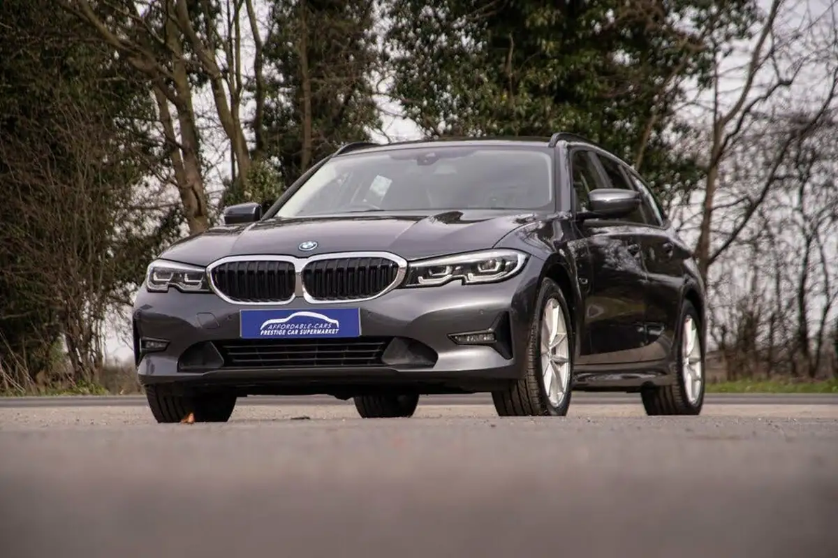 2021-bmw-3-series-20-330e-se-pro-touring-5d-big-5