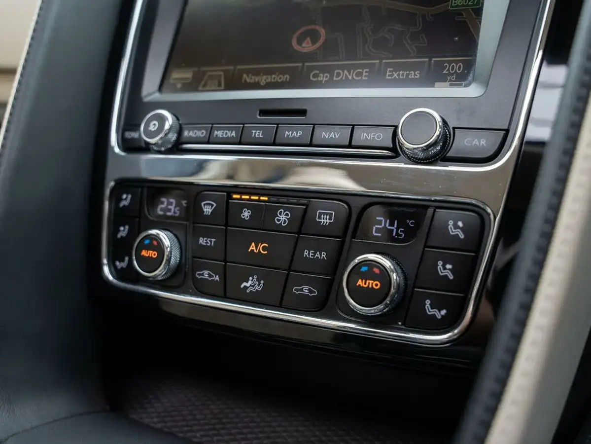 2016-bentley-flying-spur-60-big-35