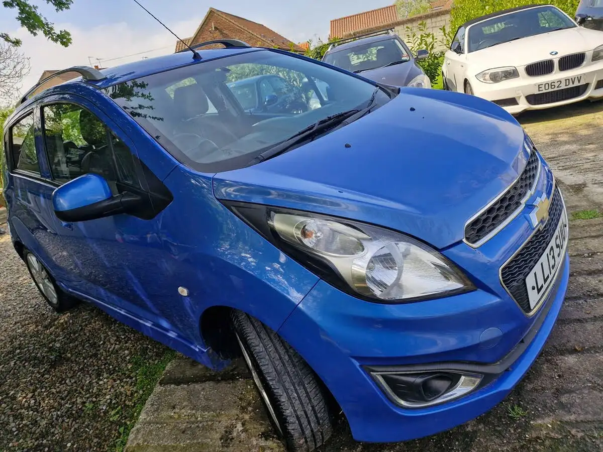 2013-chevrolet-spark-12-ltz-big-7