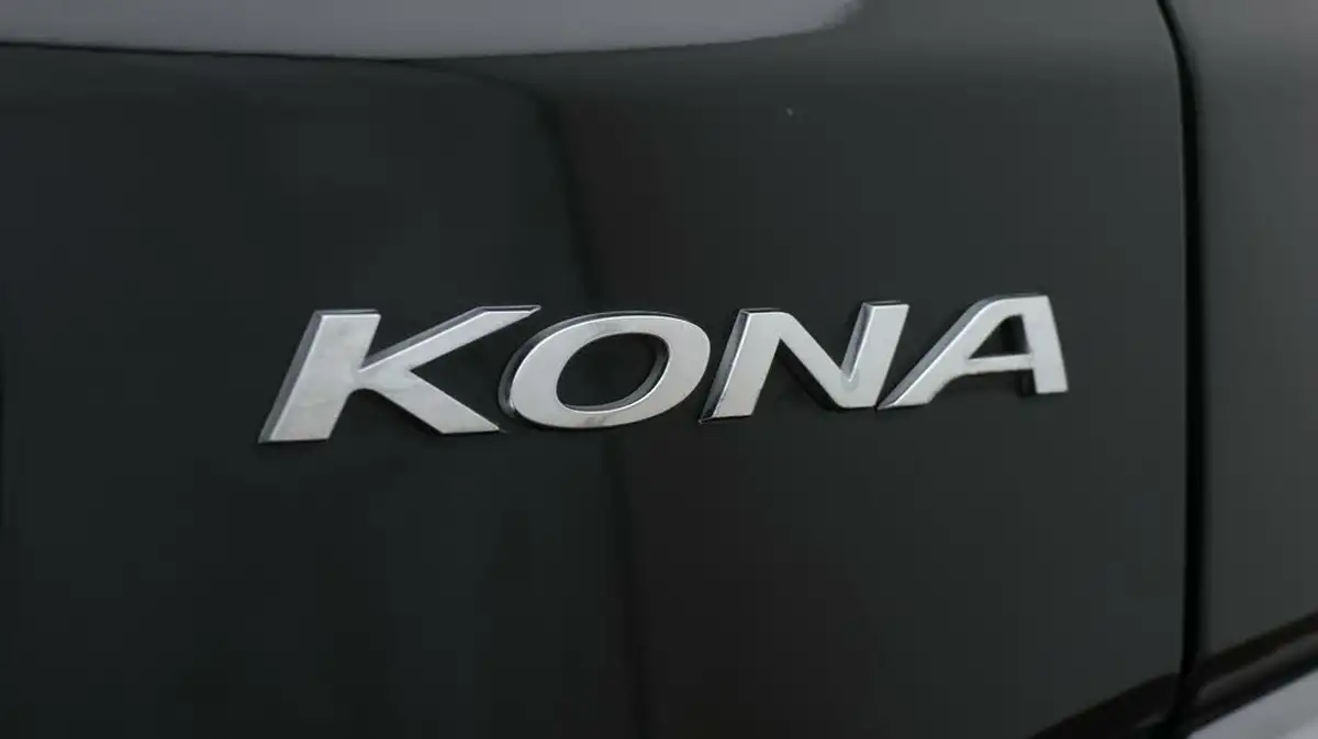 2021-hyundai-kona-e-ultimate-big-24