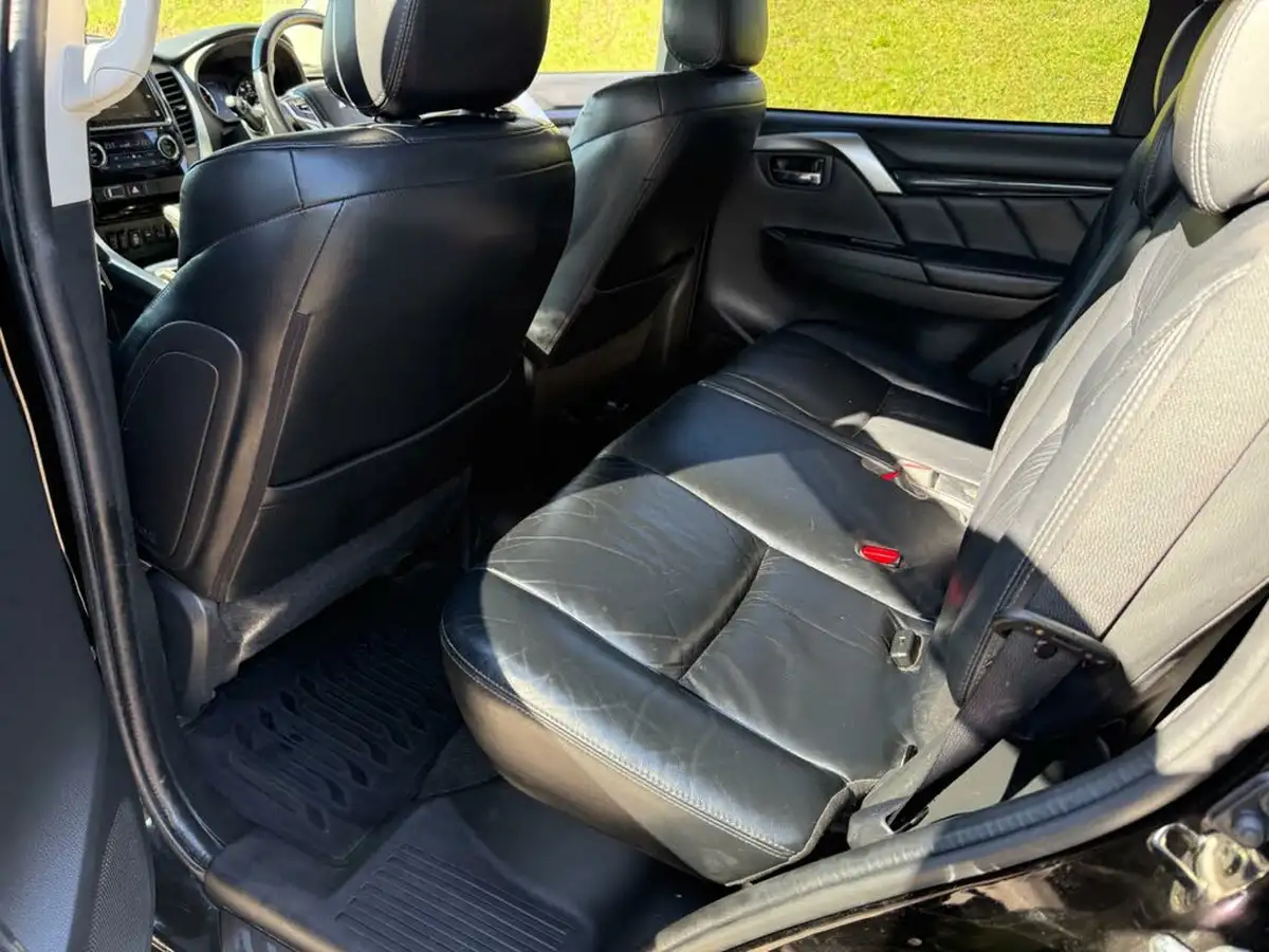 2018-mitsubishi-shogun-sport-24di-d-4-big-17