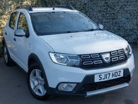 2017 Dacia Sandero Stepway 1.5dCi Laureate