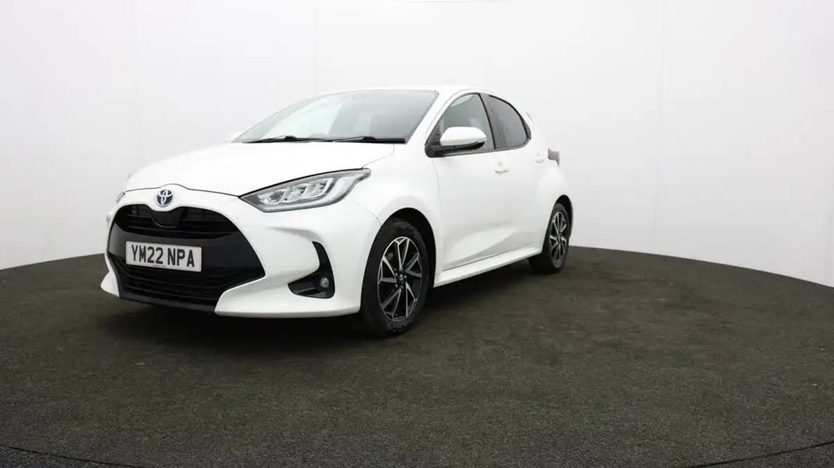 2022-toyota-yaris-15-vvt-i-design-big-51
