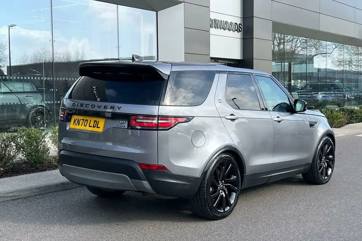 2020-land-rover-discovery-30-sd6-hse-luxury-big-9