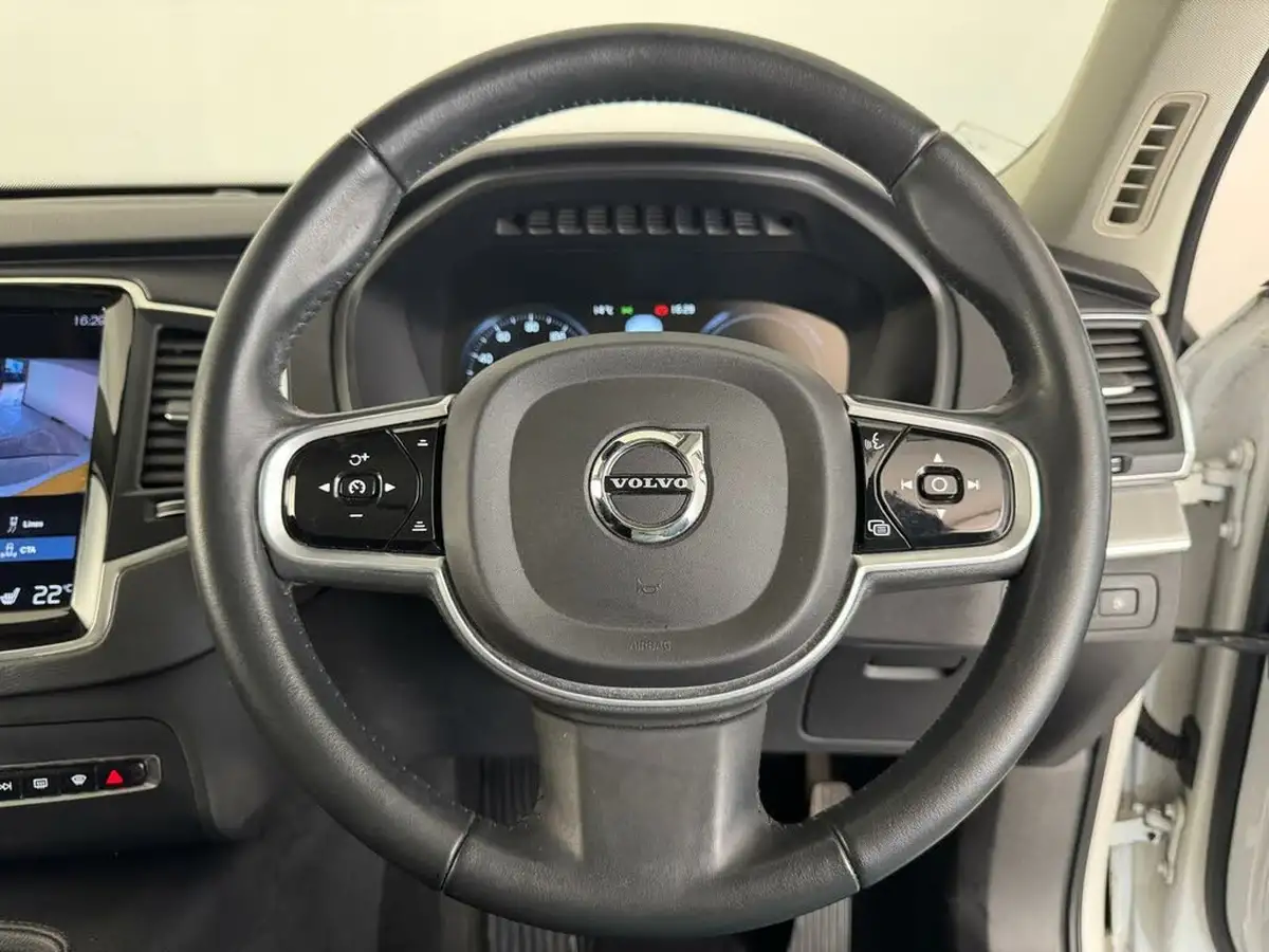 2021-volvo-xc90-20-t8-inscription-expression-455bhp-big-27