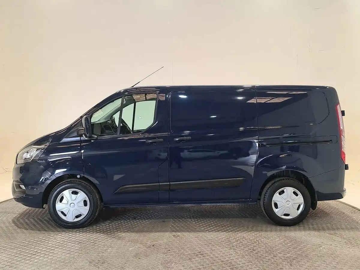 2020-ford-transit-custom-20tdci-320-l1h1-trend-105pseu6dt-panel-van-big-4