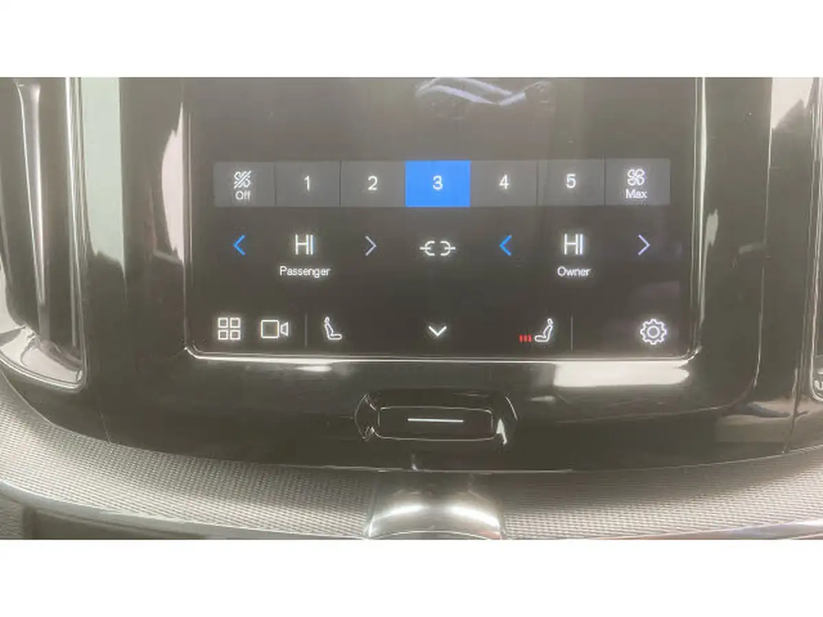 2021-volvo-xc60-20td-b4-r-design-awd-big-39