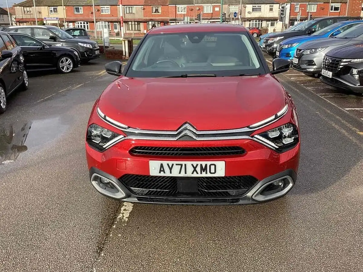 2021-citroen-c4-12-puretech-shine-plus-130ps-big-23