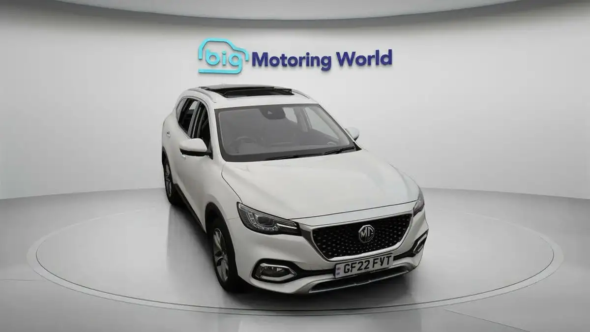 2022-mg-hs-15t-gdi-exclusive-162ps-dct-big-20