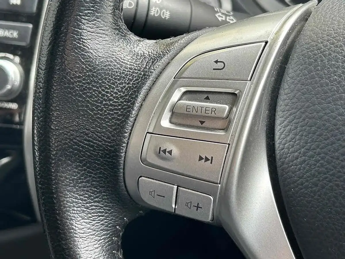 2021-nissan-navara-23dci-tt-n-connecta-8-navi-big-19