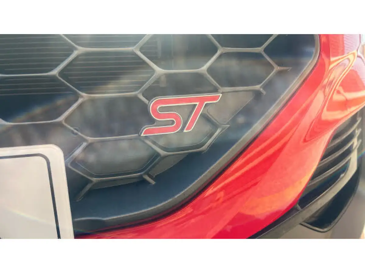2023-ford-fiesta-15t-st-3-big-38