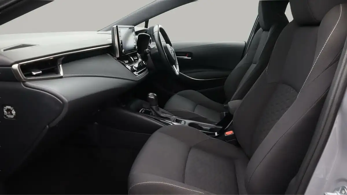 2022-toyota-corolla-18-vvt-i-icon-120bhp-trk-hatchback-5d-big-14