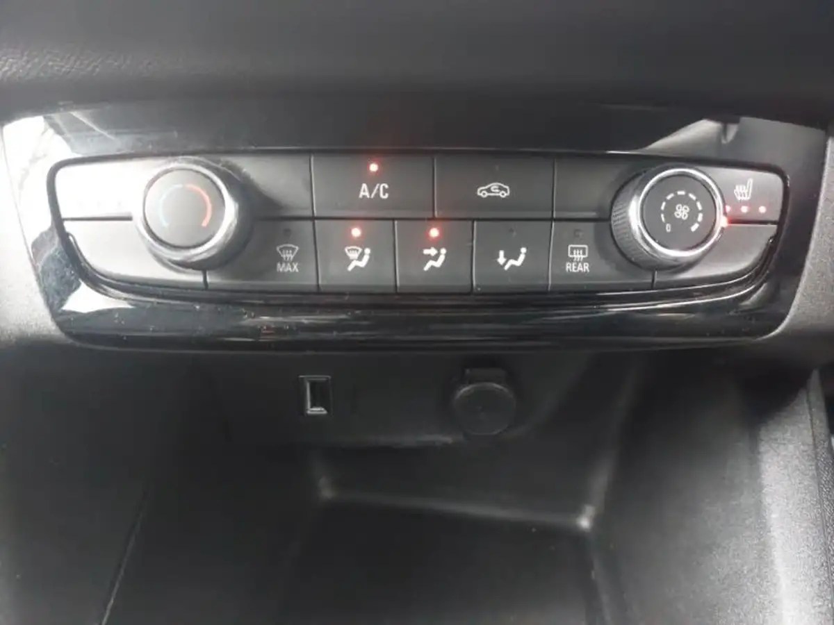 2021-vauxhall-corsa-12-turbo-elite-big-15
