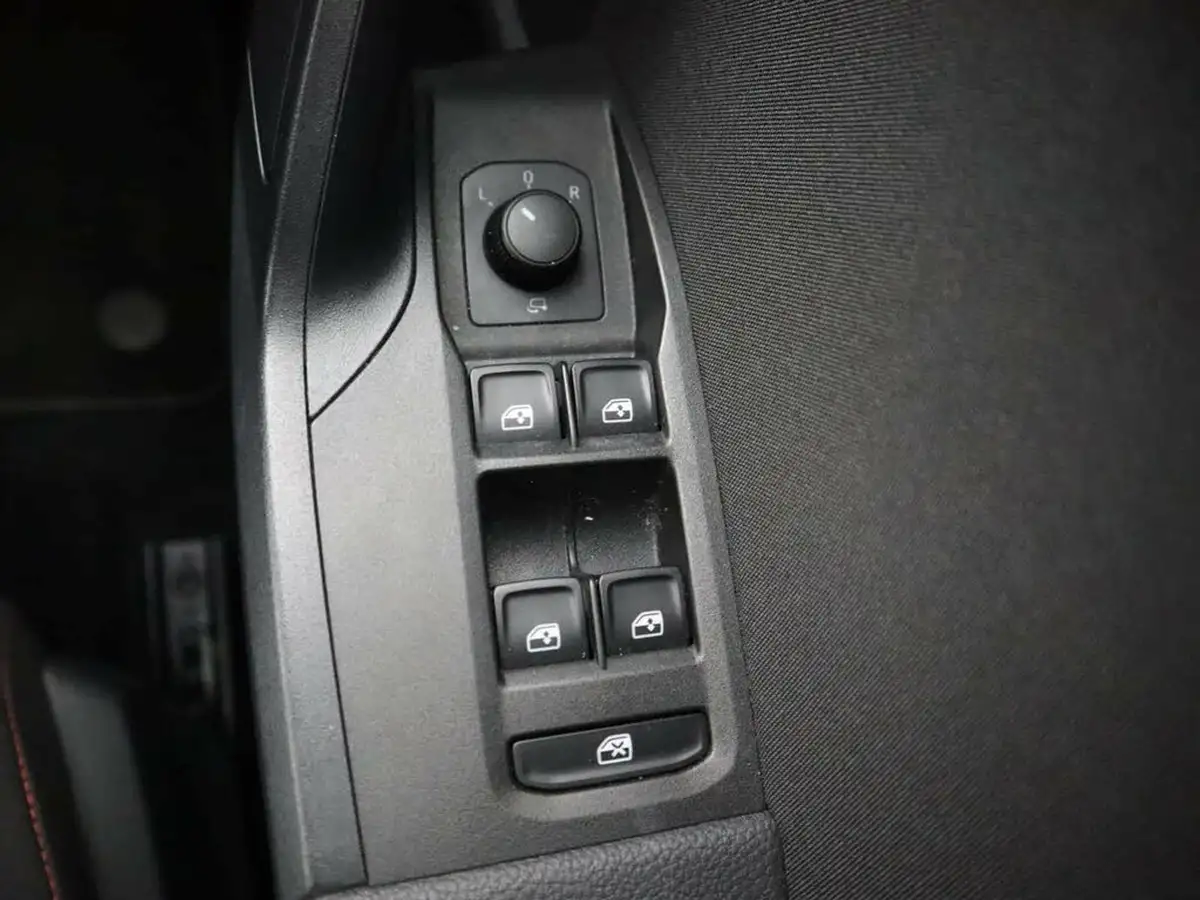 2019-seat-arona-10-tsi-fr-ss-dsg-big-25