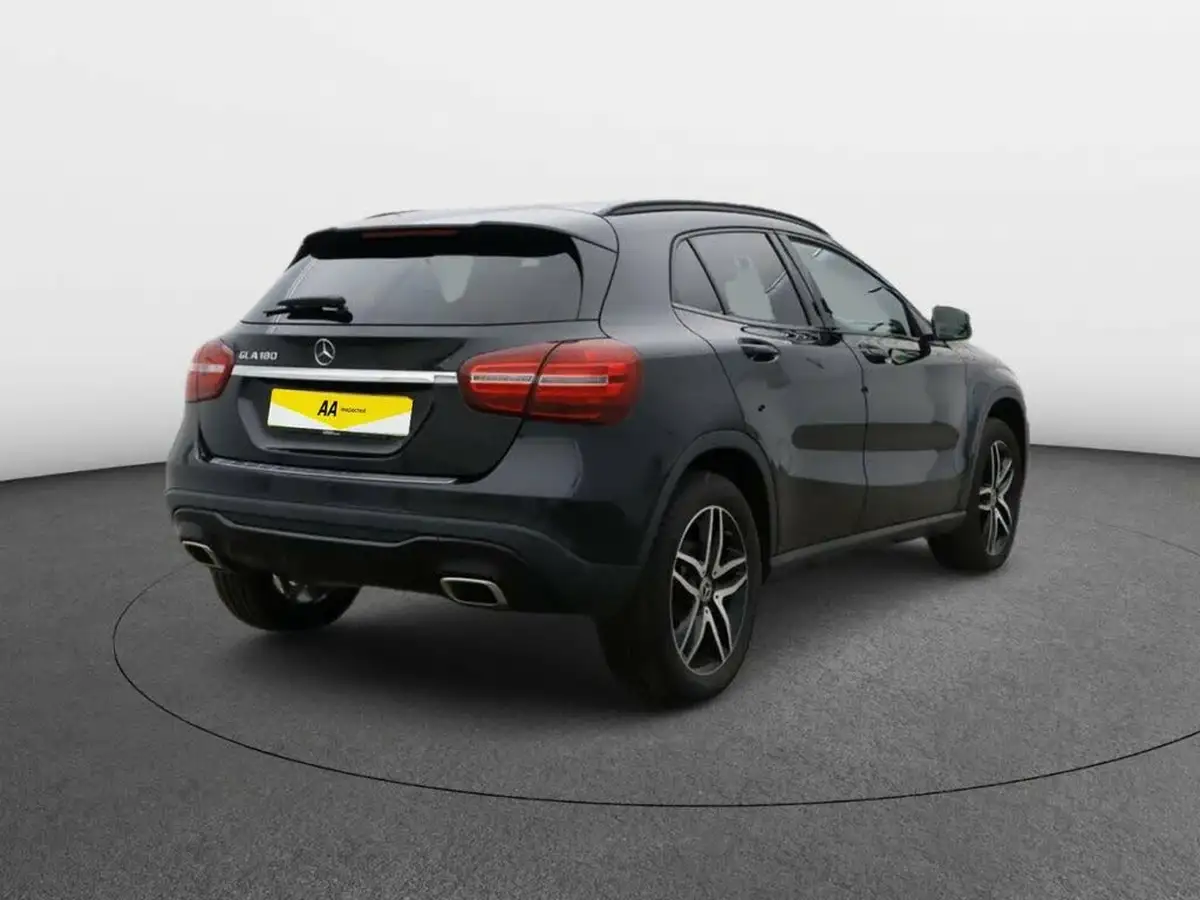 2019-mercedes-benz-gla-class-16-gla-180-urban-edition-big-5