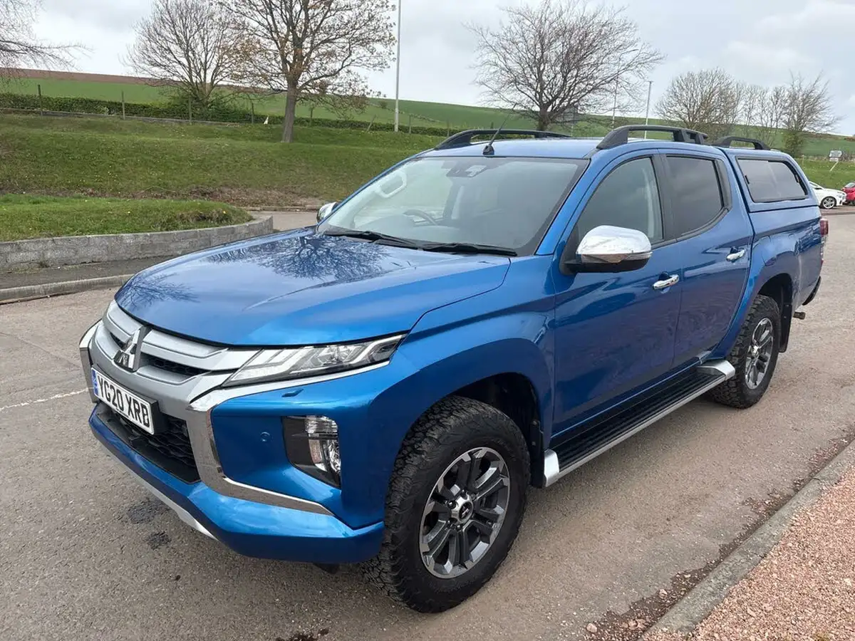 2020-mitsubishi-l200-22di-d-barbarian-x-big-8