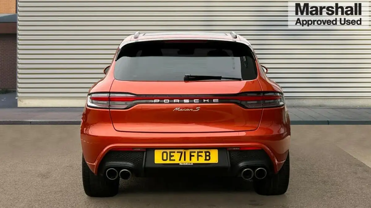 2022-porsche-macan-29-v6-s-big-3