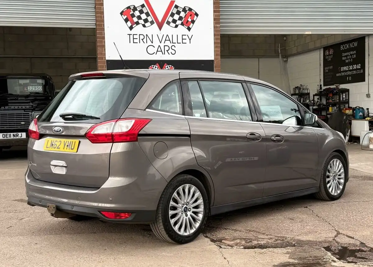 2012-ford-grand-c-max-20tdci-titanium-140ps-7seats-powershift-big-63