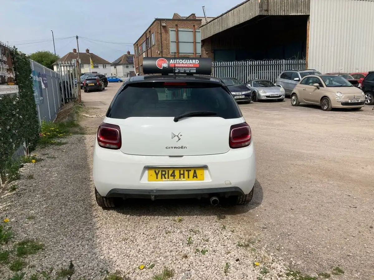2014-citroen-ds3-16-dstyle-plus-vti-120bhp-big-2
