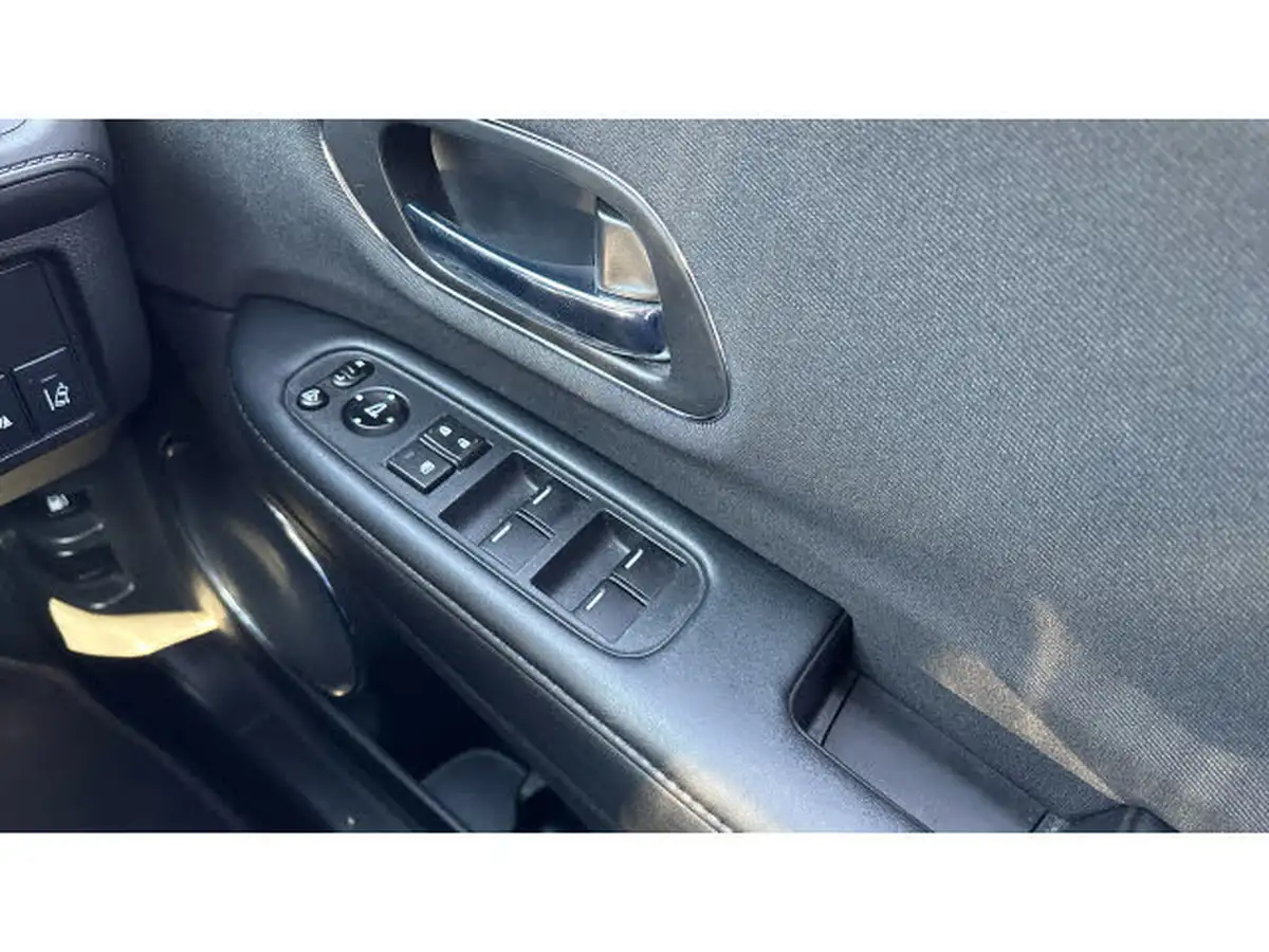 2019-honda-hr-v-15-i-vtec-se-cvt-big-18