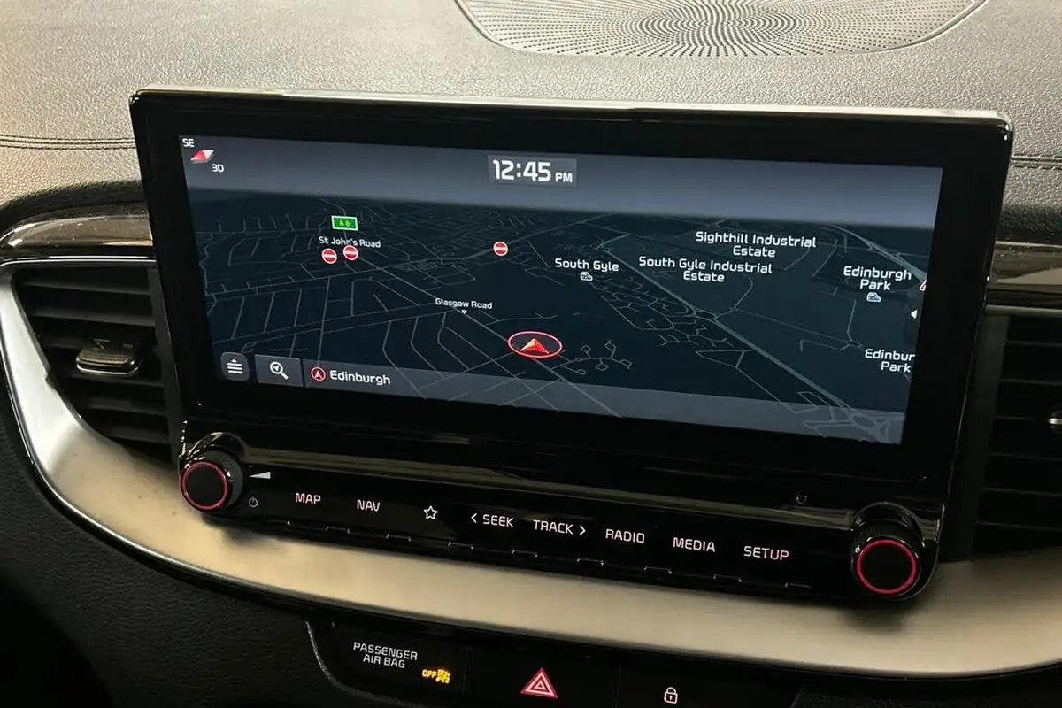 2021-kia-pro-ceed-15-t-gdi-gt-line-big-19