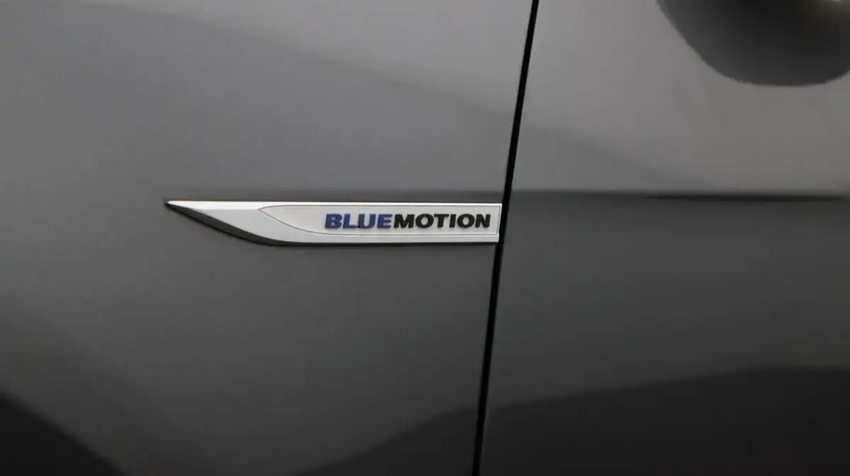 2019-volkswagen-golf-15-tsi-match-edition-130ps-hatchback-big-19