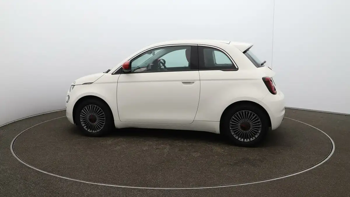 2021-fiat-500-e-red-117bhp-big-49