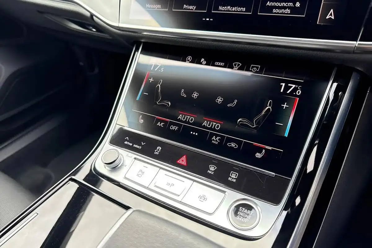 2022-audi-a8-30-50-tdi-black-edition-big-52