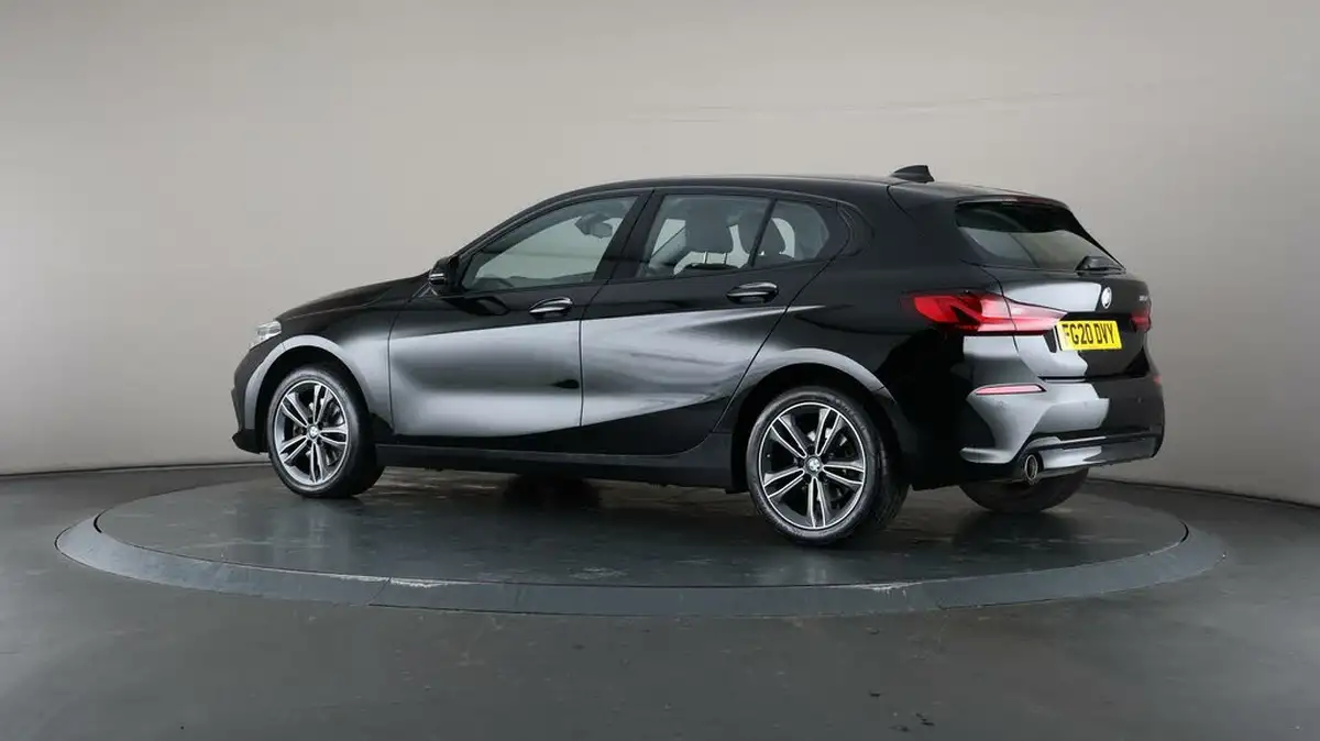 2020-bmw-1-series-15td-116d-sport-big-66