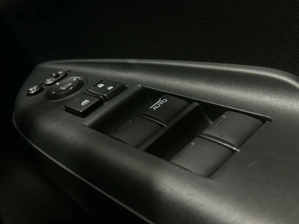 2019-honda-jazz-13-i-vtec-se-big-16