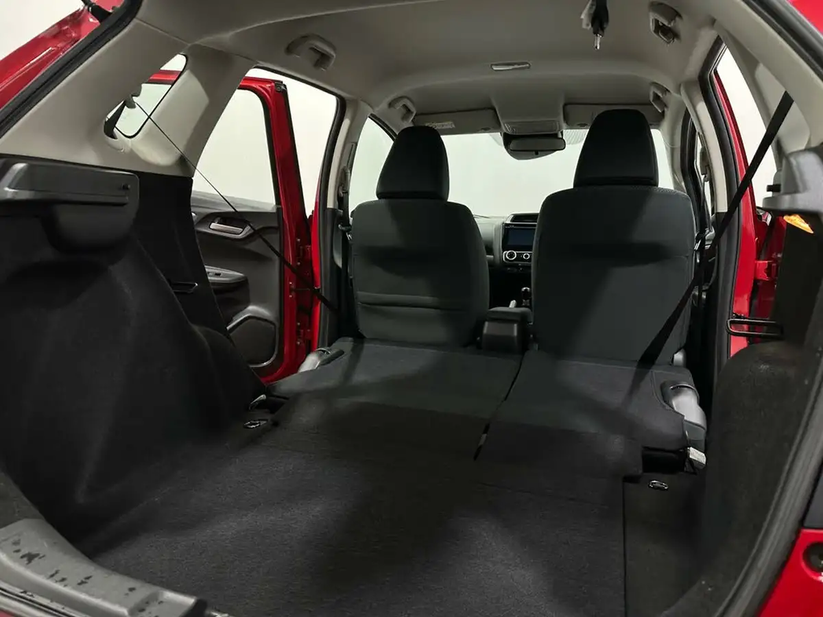2019-honda-jazz-13-i-vtec-se-big-40