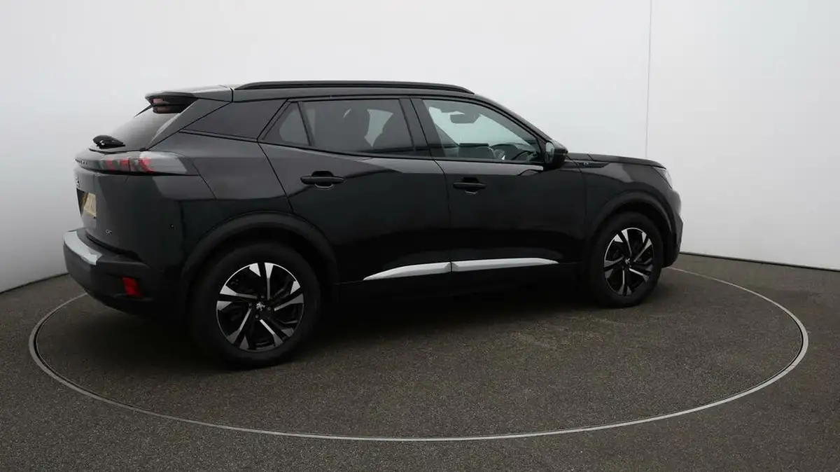 2023-peugeot-2008-suv-e-gt-136bhp-50kwh-station-wagon-big-26