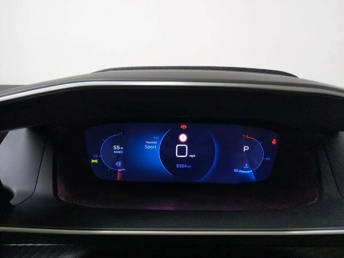 2023-peugeot-208-12-puretech-allure-premium-100ps-eat8-big-12