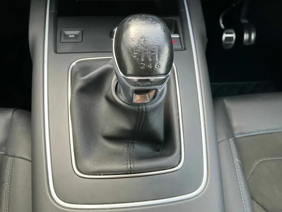 2022-citroen-c5-aircross-12-puretech-shine-ss-big-23