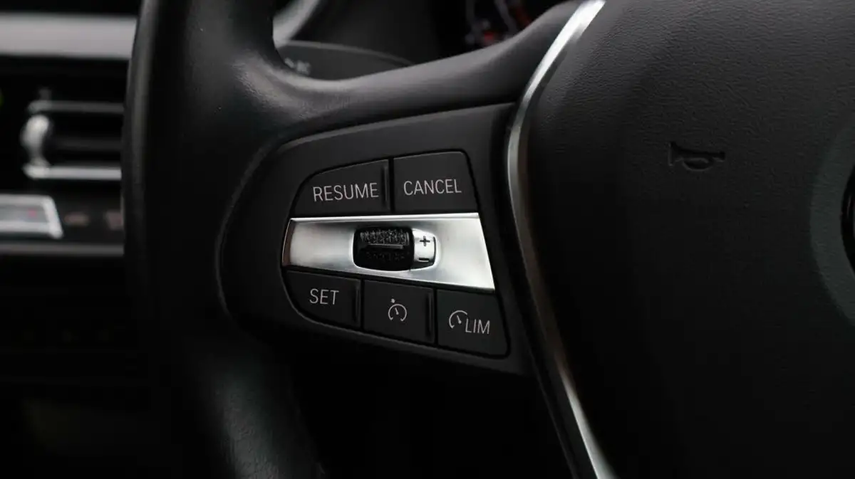 2023-bmw-2-series-15-218i-m-sport-coupe-4d-dct-big-22