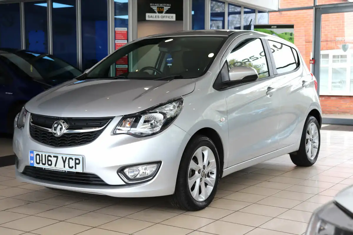 2017-vauxhall-viva-10i-sl-easytronic-big-1