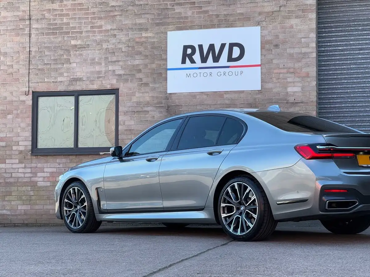 2019-bmw-7-series-30td-730d-m-sport-steptronic-big-6