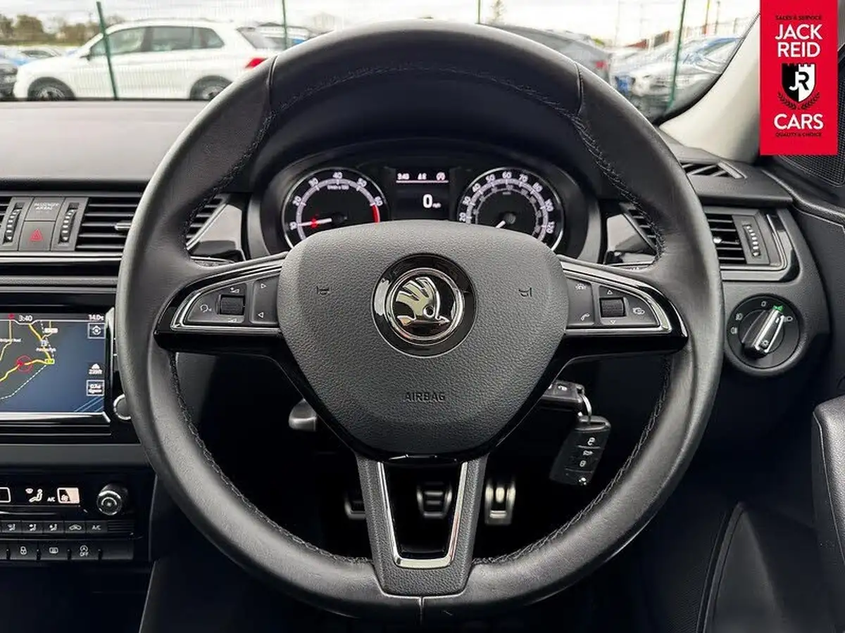 2018-skoda-rapid-spaceback-10-tsi-se-sport-109ps-ss-big-12