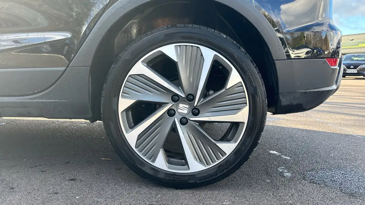 2024-seat-arona-15-tsi-fr-sport-big-17
