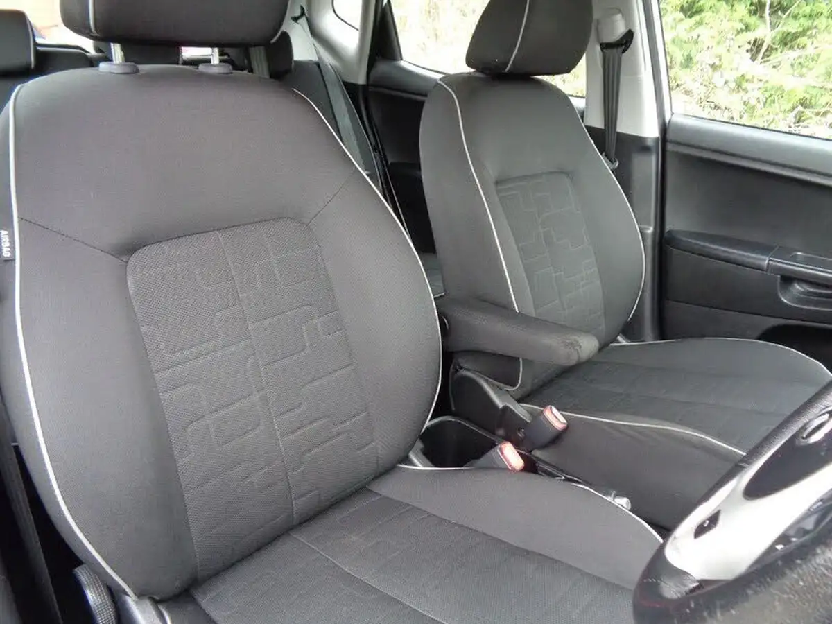 2013-kia-venga-16-2-big-20
