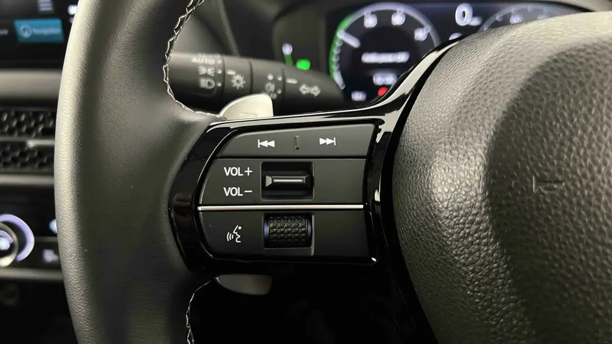 2023-honda-zr-v-20-i-mmd-elegance-big-16