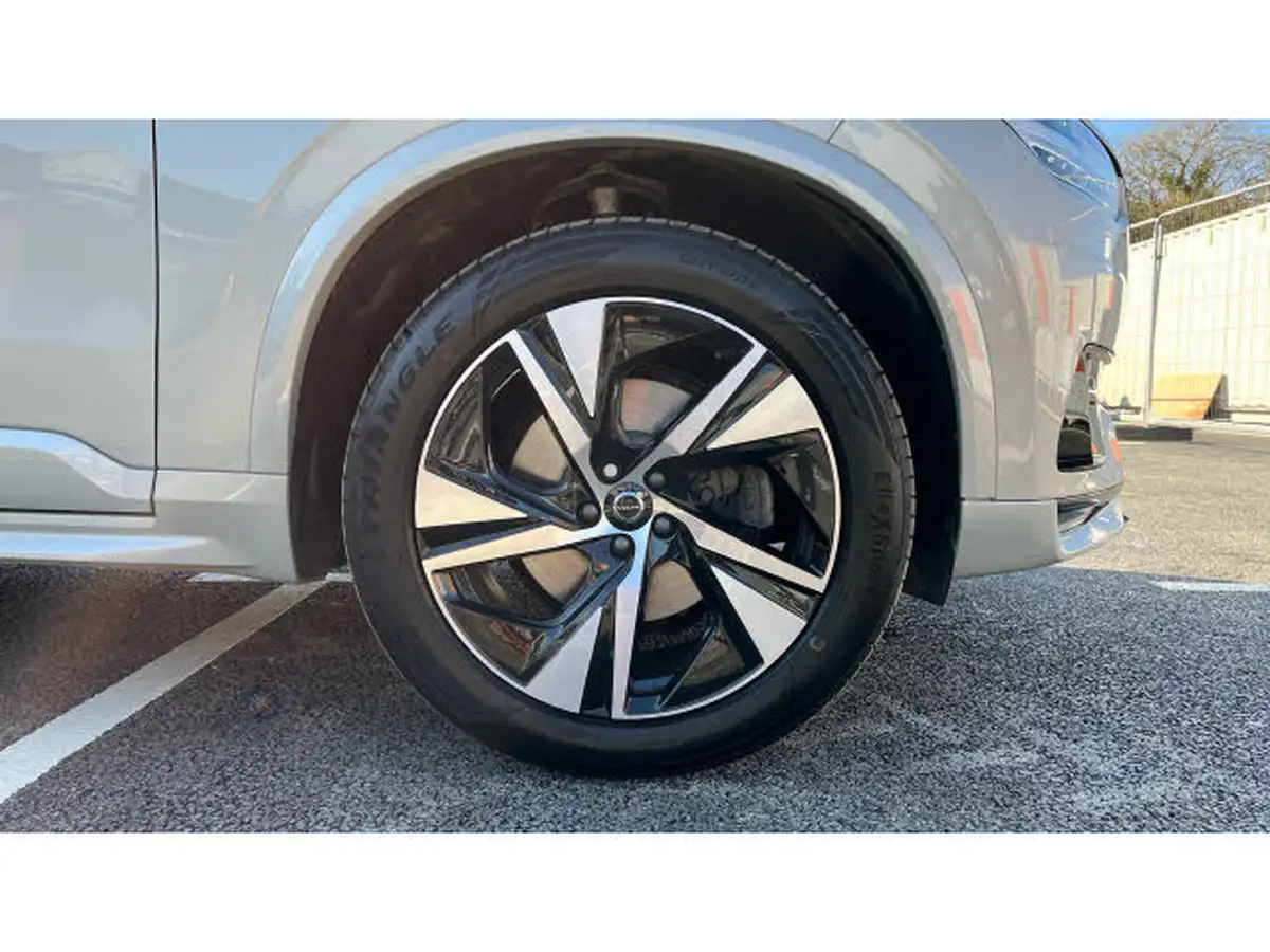 2021-volvo-xc90-20td-b5-r-design-big-15
