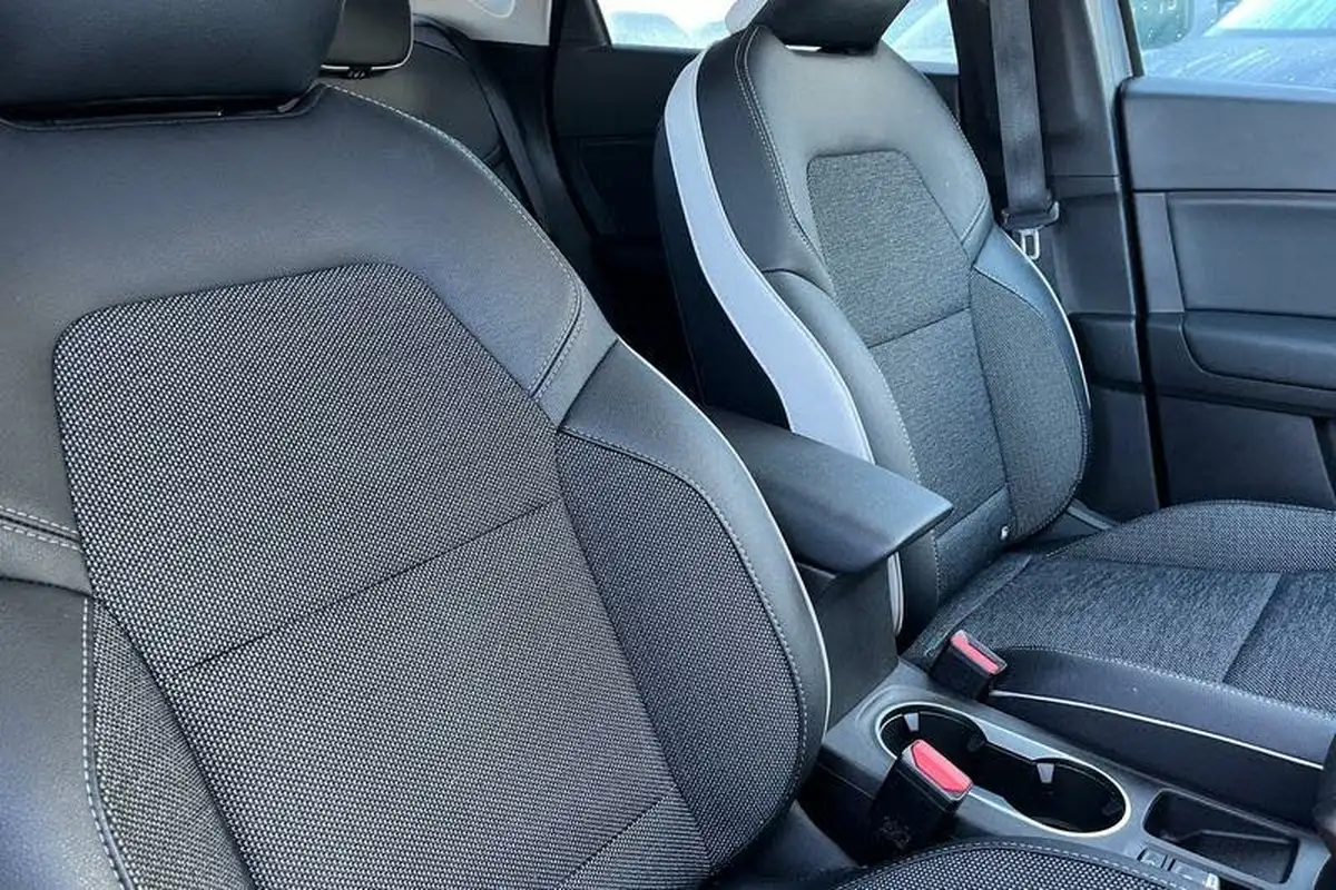 2022-renault-captur-10-tce-techno-big-16